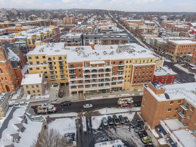 19 Washington Street APT 264, Saratoga Springs, NY 12866