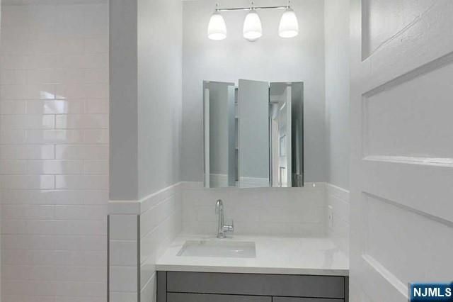 16 Melrose Avenue 2 + 3, North Arlington, NJ 07031