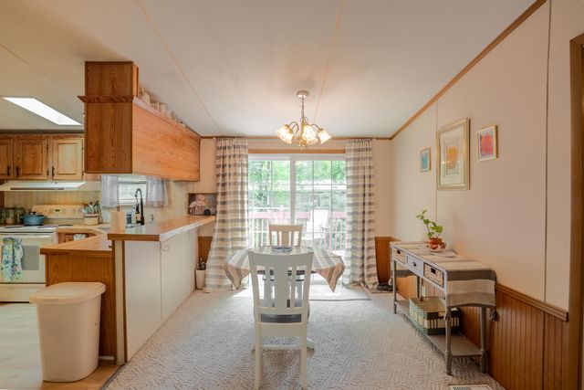 12 York Court, Rochester, NH 03868