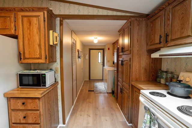 12 York Court, Rochester, NH 03868
