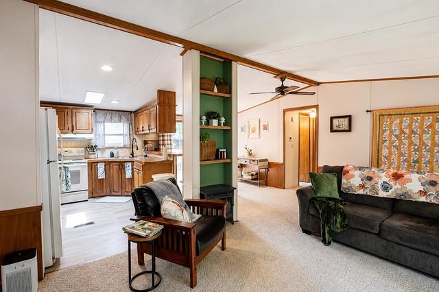 12 York Court, Rochester, NH 03868