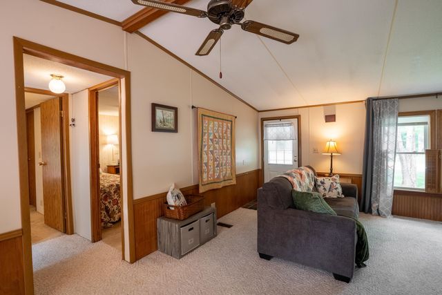 12 York Court, Rochester, NH 03868