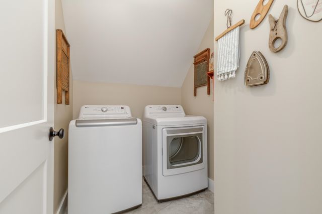 416 Blane Circle, Pembroke, NH 03275