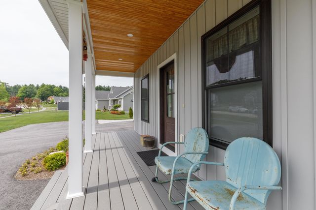 416 Blane Circle, Pembroke, NH 03275