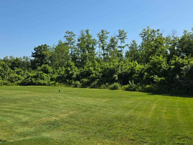 416 Blane Circle, Pembroke, NH 03275