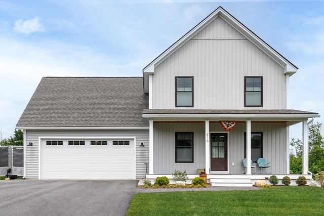 416 Blane Circle, Pembroke, NH 03275