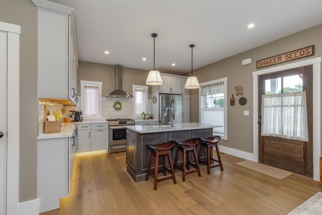416 Blane Circle, Pembroke, NH 03275
