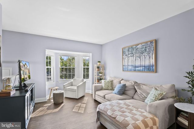 25 HUNTERS GATE CT, Silver Spring, MD 20904