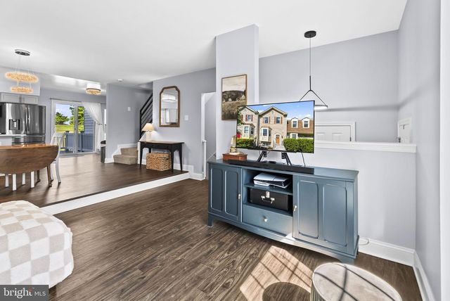 25 HUNTERS GATE CT, Silver Spring, MD 20904