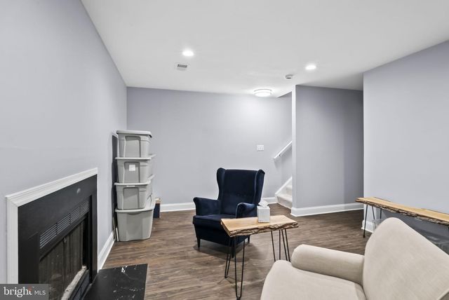 25 HUNTERS GATE CT, Silver Spring, MD 20904