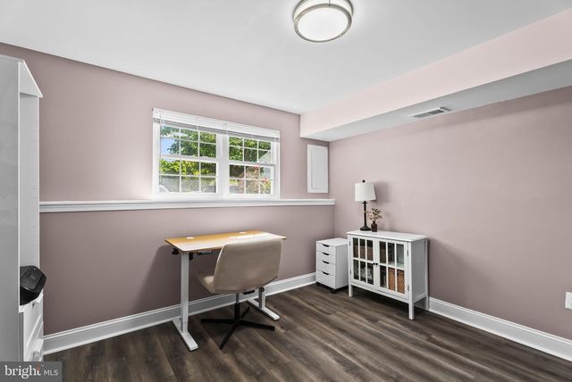 25 HUNTERS GATE CT, Silver Spring, MD 20904