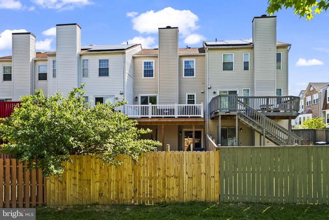 25 HUNTERS GATE CT, Silver Spring, MD 20904