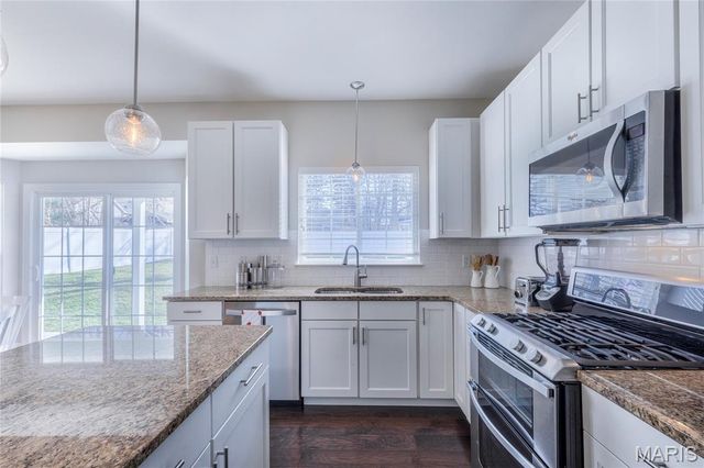 424 Julian Place, Kirkwood, MO 63122