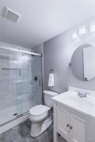 424 Julian Place, Kirkwood, MO 63122