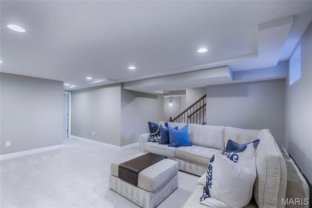 424 Julian Place, Kirkwood, MO 63122