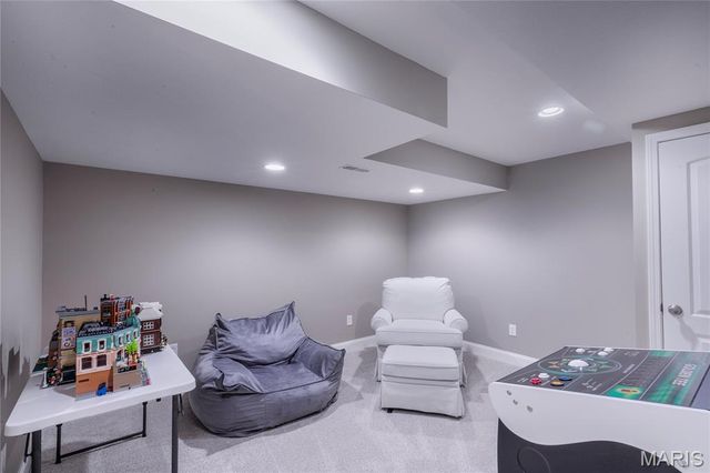 424 Julian Place, Kirkwood, MO 63122