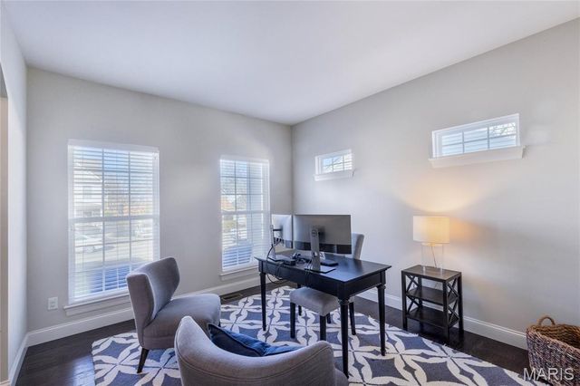 424 Julian Place, Kirkwood, MO 63122