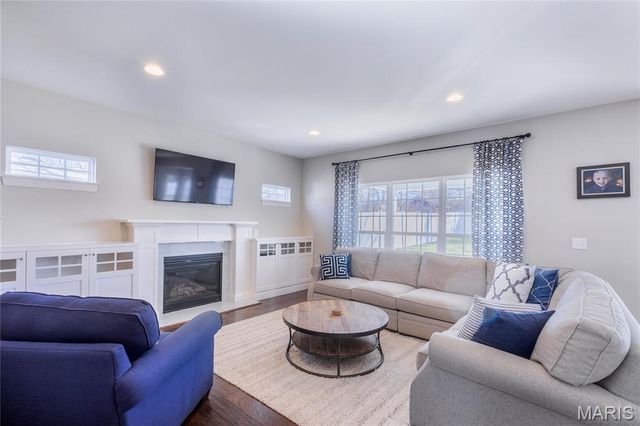 424 Julian Place, Kirkwood, MO 63122