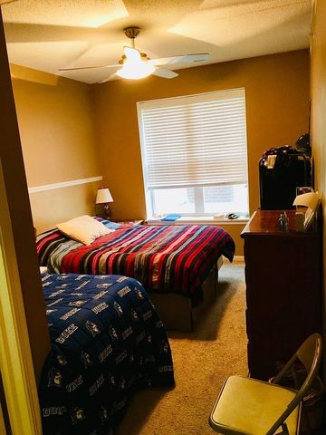 77 N Quentin Road 202, Palatine, IL 60067