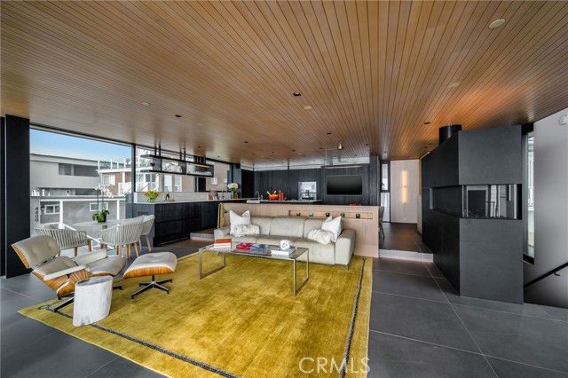 4320 The Strand, Manhattan Beach, CA 90266