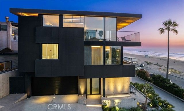 4320 The Strand, Manhattan Beach, CA 90266