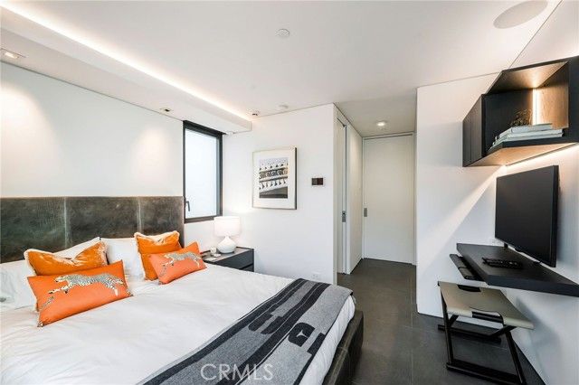 4320 The Strand, Manhattan Beach, CA 90266