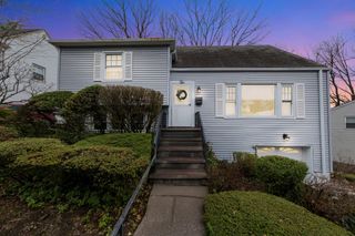 10 Gail Road, Yonkers, NY 10710