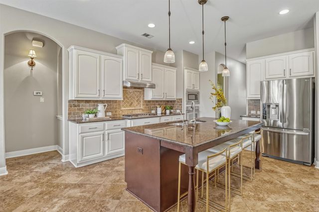 18 Wyndehaven Lakes Drive, Katy, TX 77494