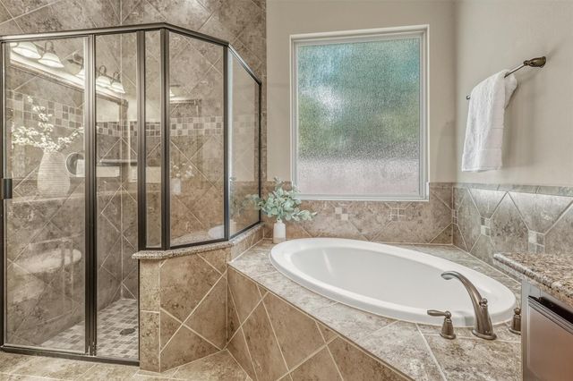 18 Wyndehaven Lakes Drive, Katy, TX 77494