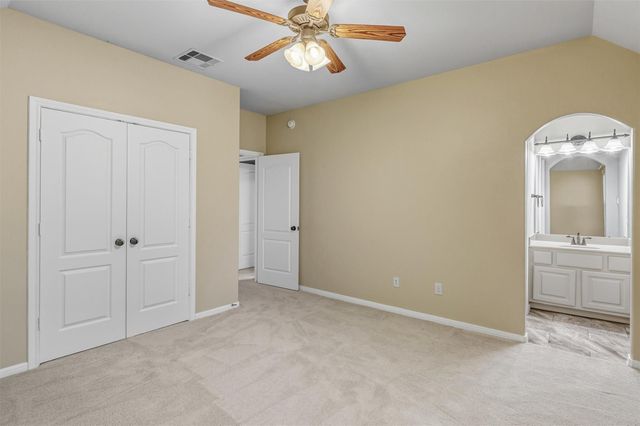 18 Wyndehaven Lakes Drive, Katy, TX 77494