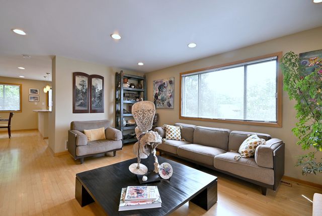 2350 N Sayre Avenue G, Chicago, IL 60707