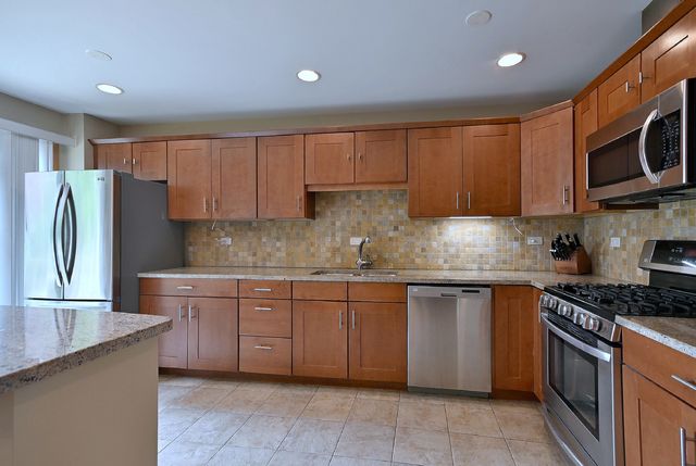 2350 N Sayre Avenue G, Chicago, IL 60707