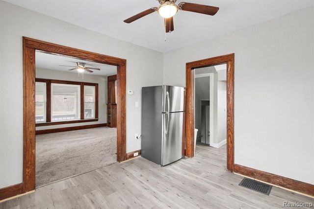 320 Cesar E Chavez Avenue, Pontiac, MI 48342