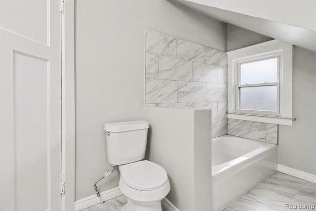 320 Cesar E Chavez Avenue, Pontiac, MI 48342