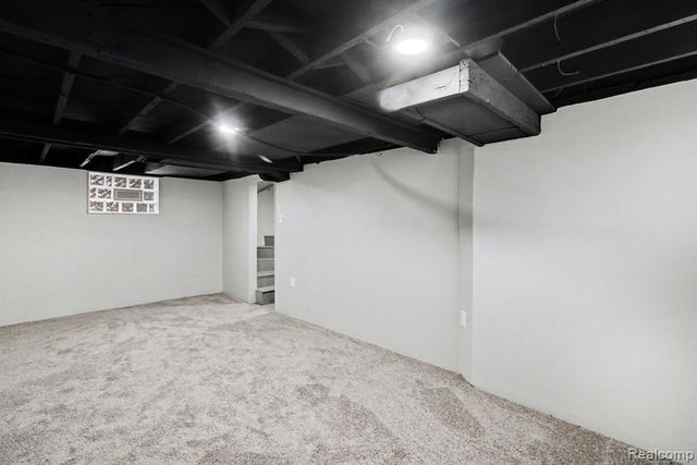 320 Cesar E Chavez Avenue, Pontiac, MI 48342