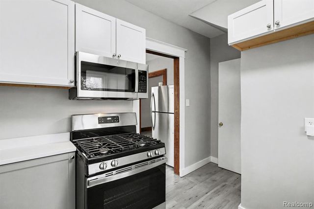 320 Cesar E Chavez Avenue, Pontiac, MI 48342