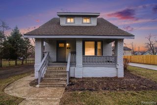 320 Cesar E Chavez Avenue, Pontiac, MI 48342