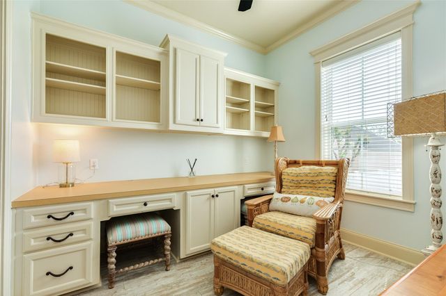 6 Criolla Court, Galveston, TX 77554