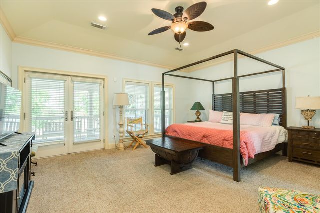 6 Criolla Court, Galveston, TX 77554
