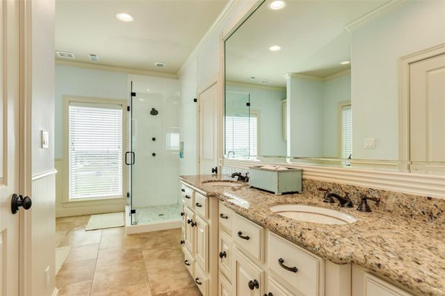 6 Criolla Court, Galveston, TX 77554