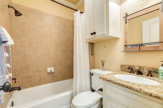 6 Criolla Court, Galveston, TX 77554