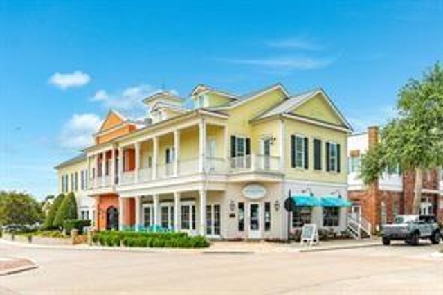 6 Criolla Court, Galveston, TX 77554