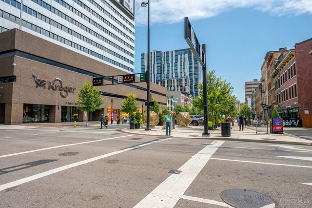 915 Vine Street, Cincinnati, OH 45202