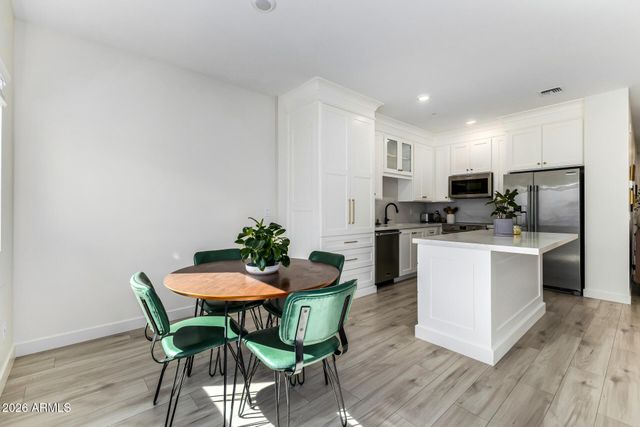 2265 W ECHO Lane, Phoenix, AZ 85021