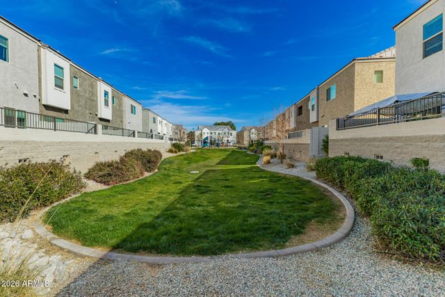 2265 W ECHO Lane, Phoenix, AZ 85021