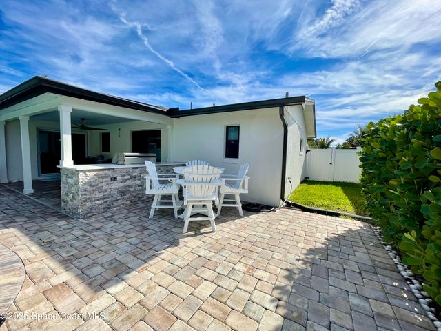 1190 Yacht Club Blvd, Indian Harbour Beach, FL 32937