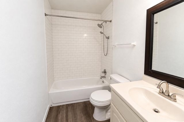 9412 Teasdale TER B, Austin, TX 78753