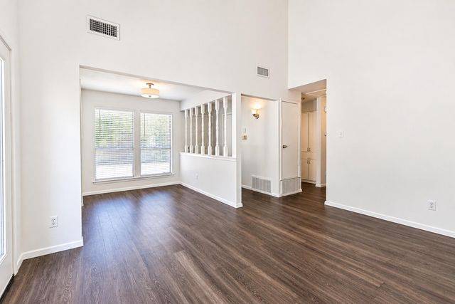 9412 Teasdale TER B, Austin, TX 78753