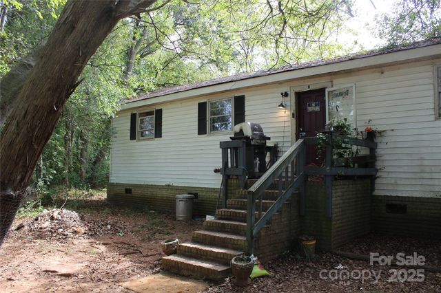 1617 Red Road, Shelby, NC 28150