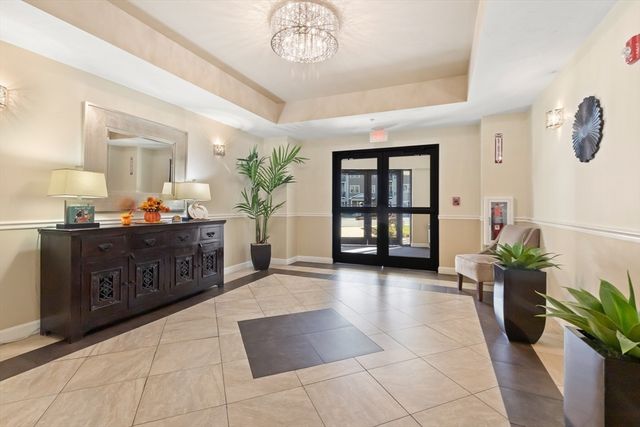 360 Andover Street 2302, Danvers, MA 01923